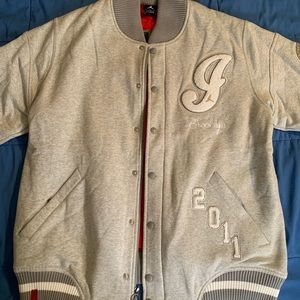 Michael Jordan coat size XL